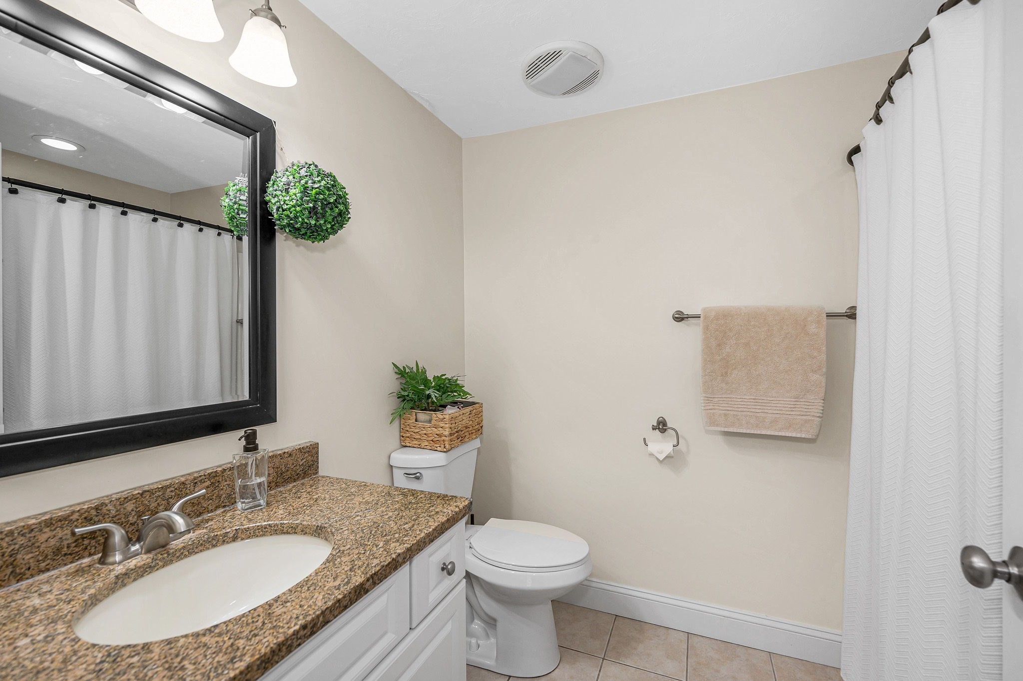 2 Charles Ridge Rd # A Property Photo 20