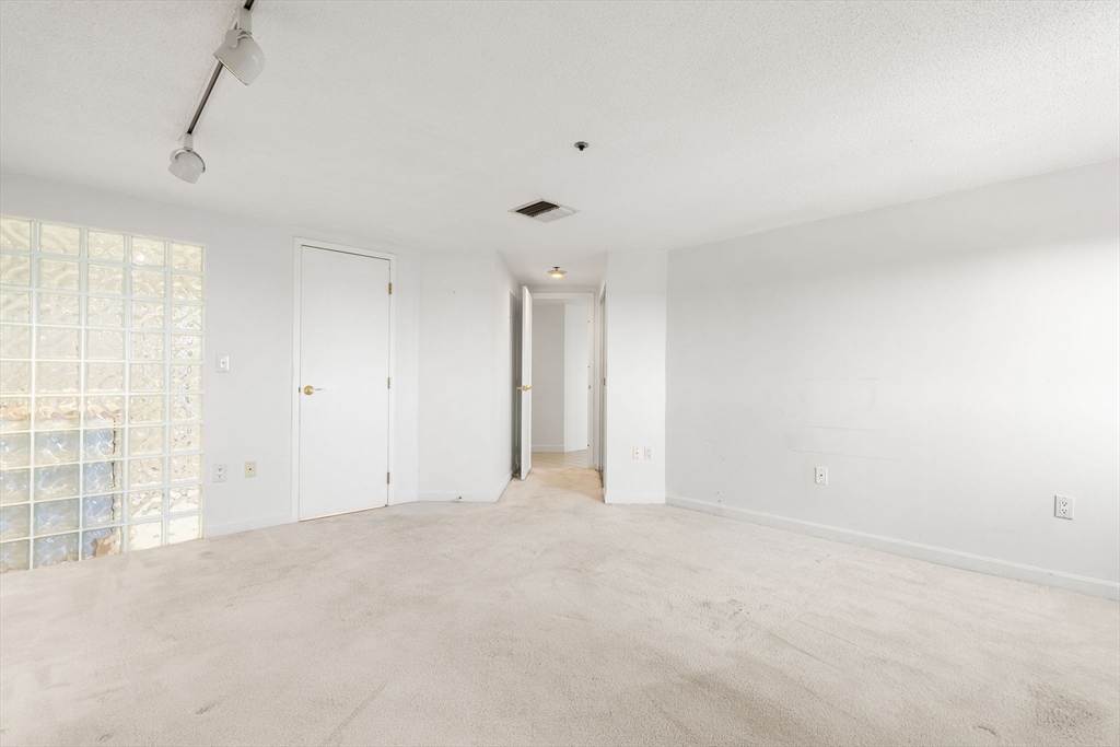 200 Burkhall Street # 505 Property Photo 18