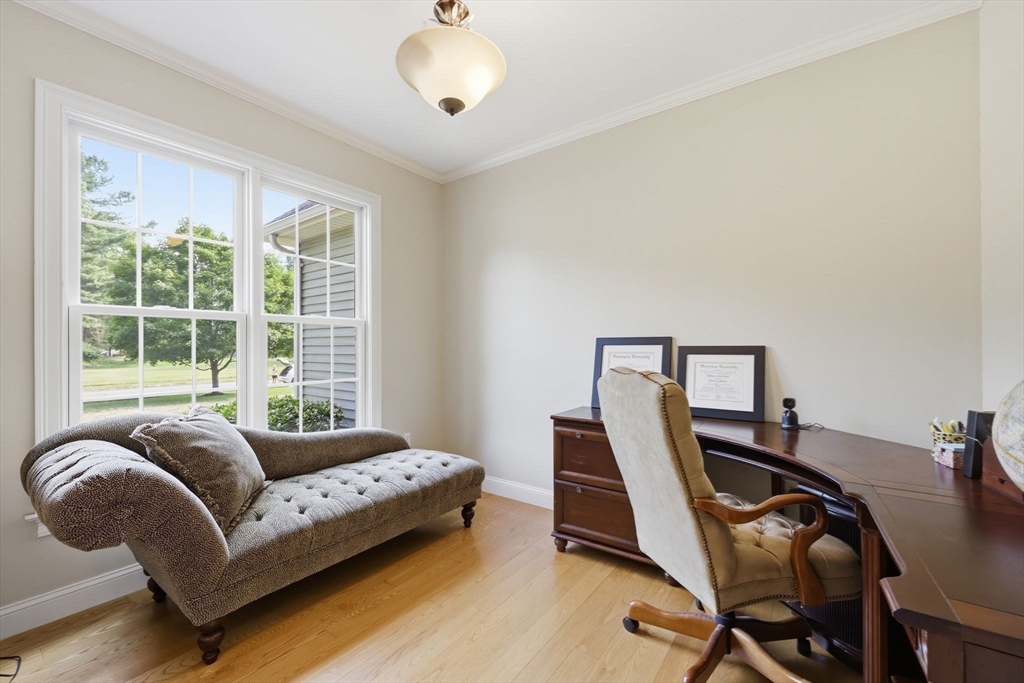 8 Lexington Circle Property Photo 11
