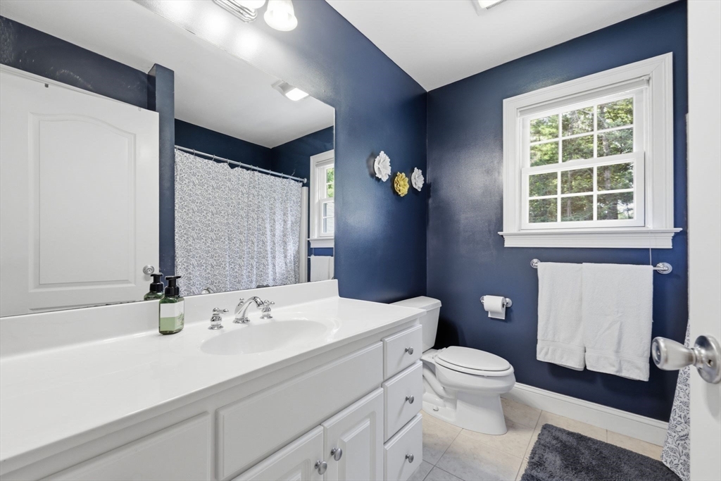8 Lexington Circle Property Photo 32