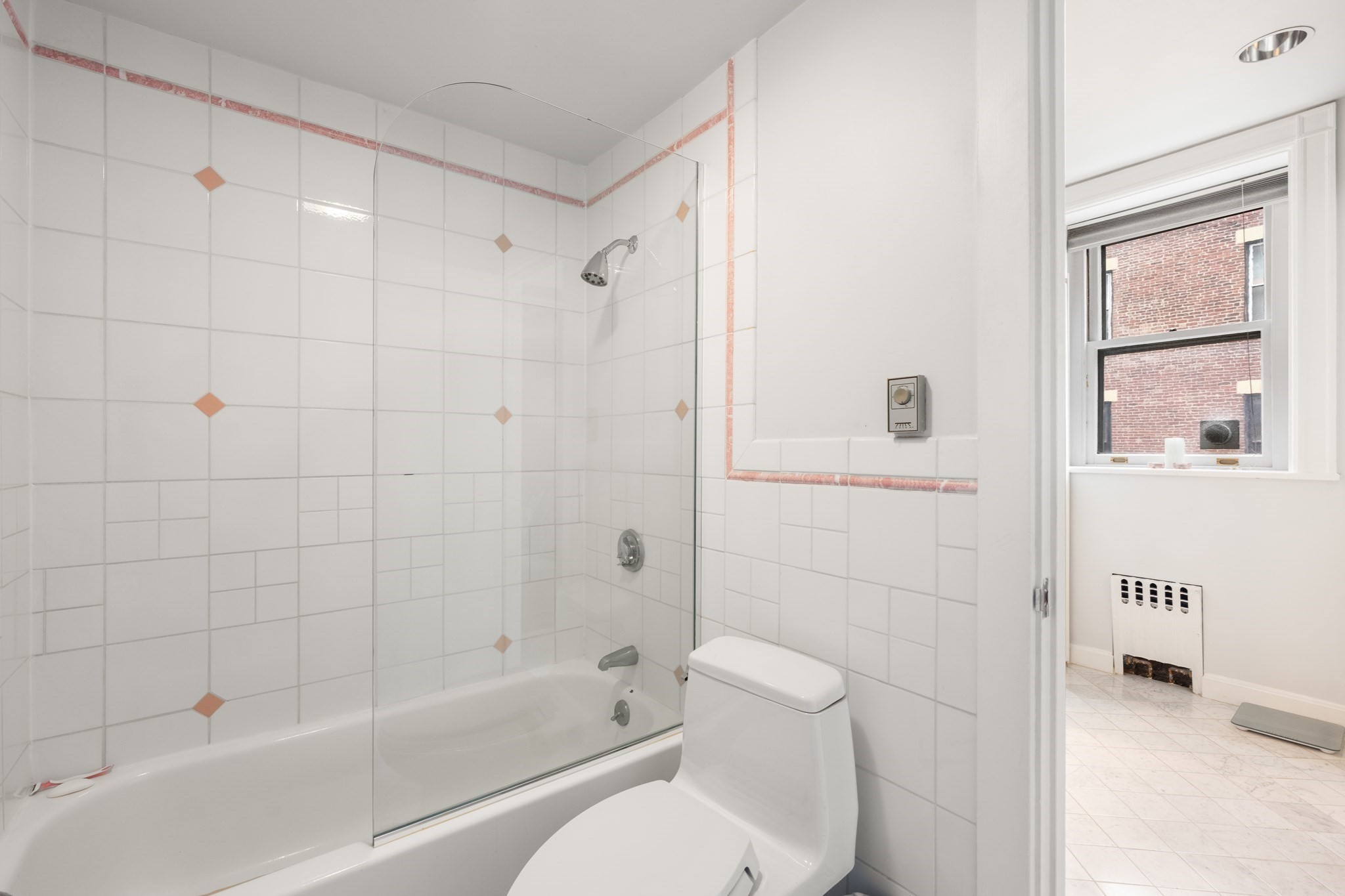 20 Gloucester St # 3 Property Photo 15