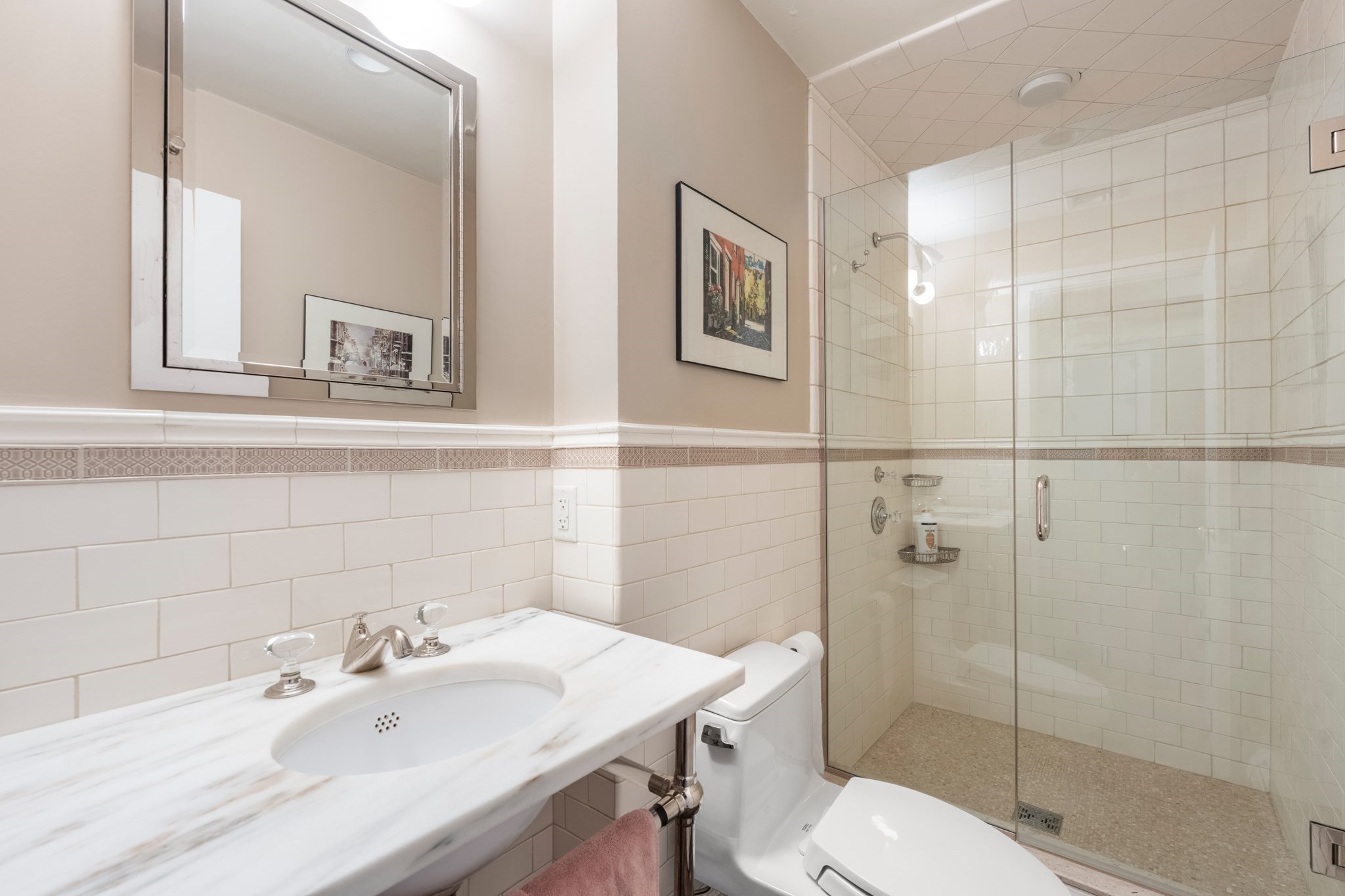 20 Gloucester St # 3 Property Photo 19