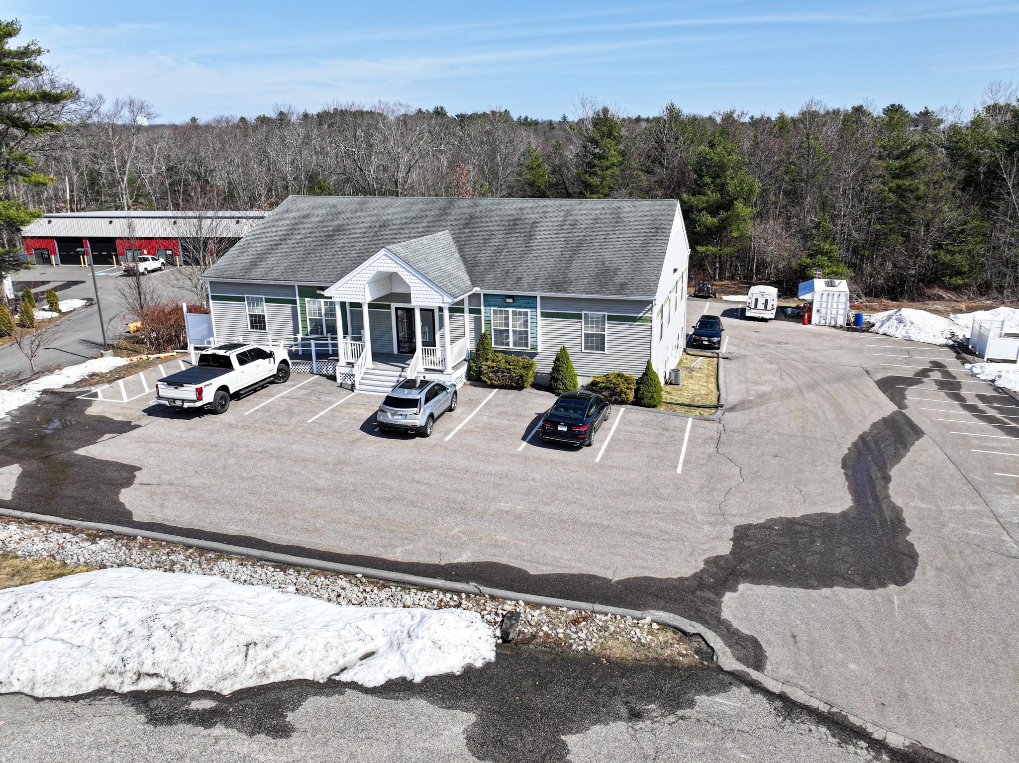 8 Charlesview Rd Property Photo 2