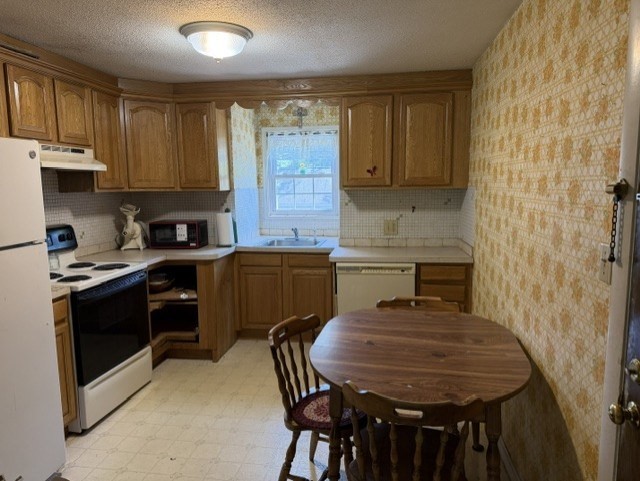 5 Pilgrim Circle # F Property Photo 2