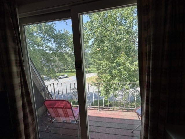 5 Pilgrim Circle # F Property Photo 5