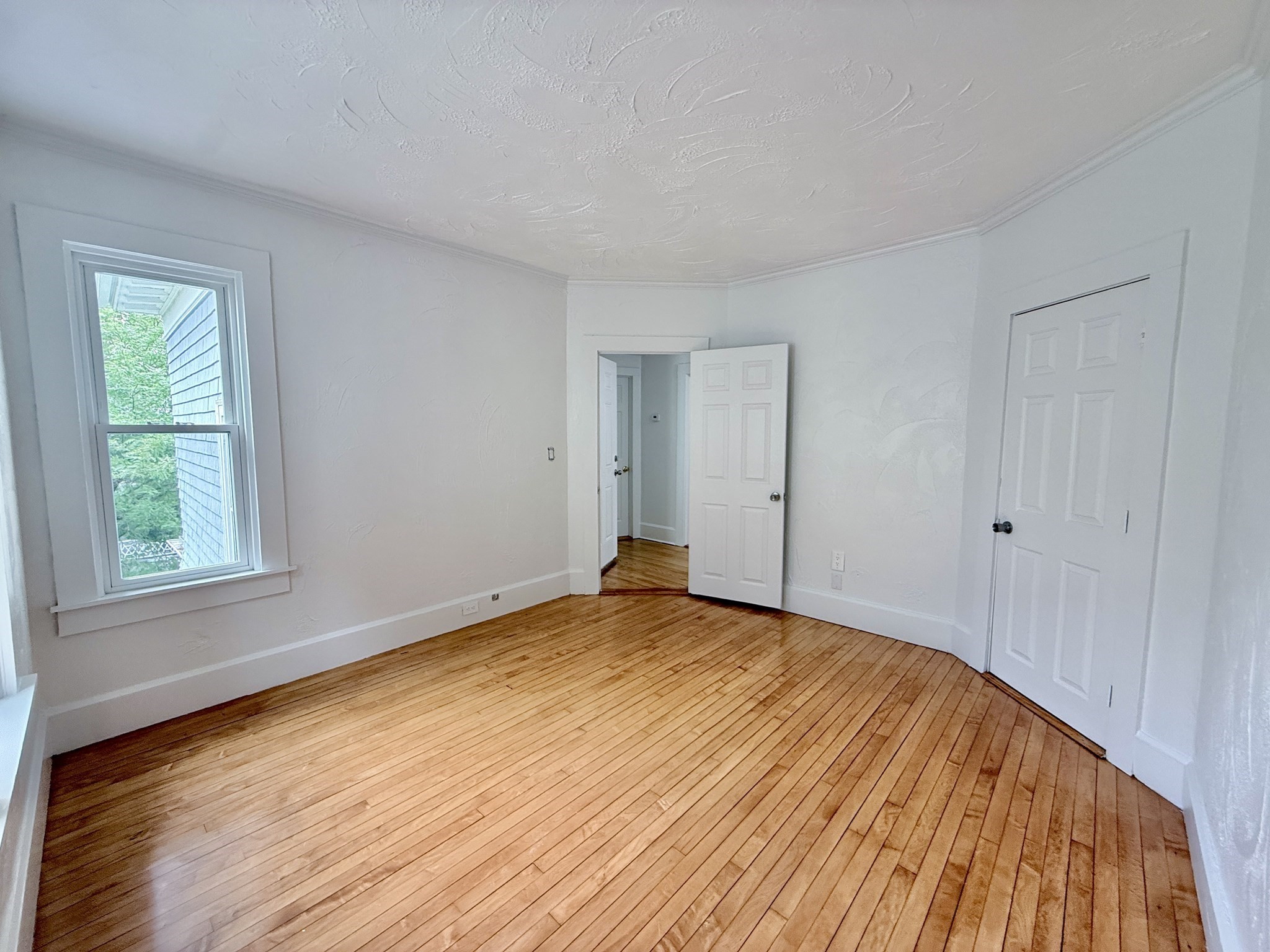 5 Stoneland Rd # 2 Property Photo 5