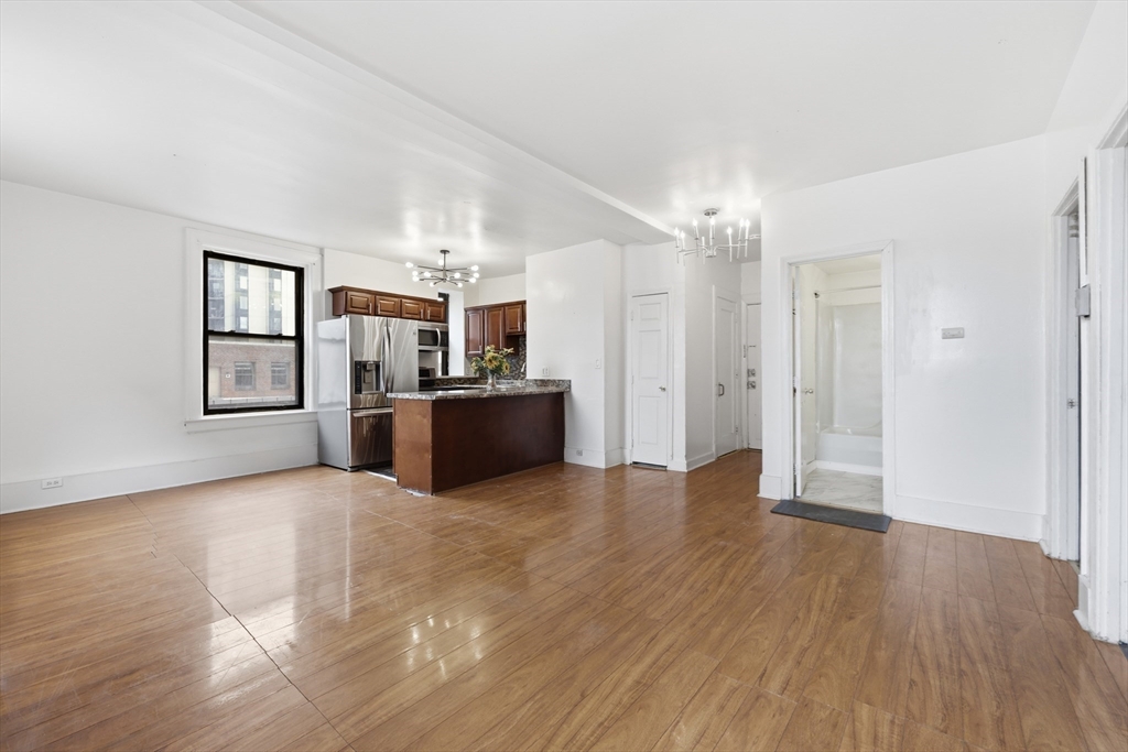 140 Chestnut St # 319 Property Photo 13