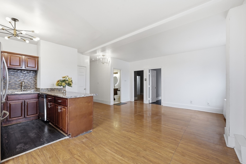 140 Chestnut St # 319 Property Photo 14