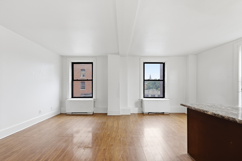 140 Chestnut St # 319 Property Photo 15