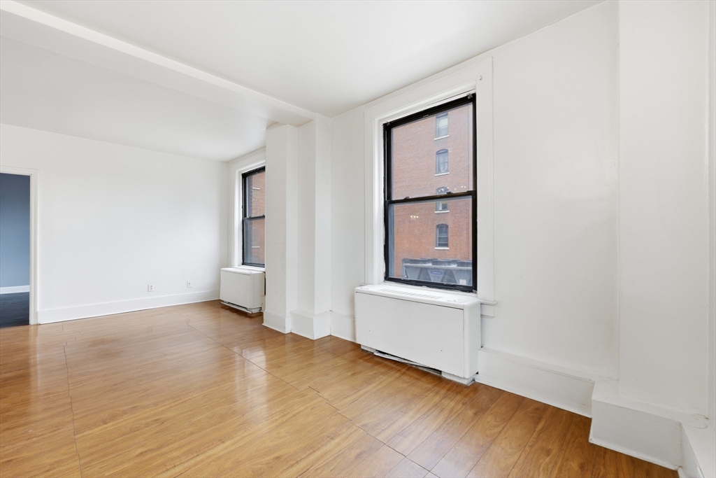 140 Chestnut St # 319 Property Photo 25