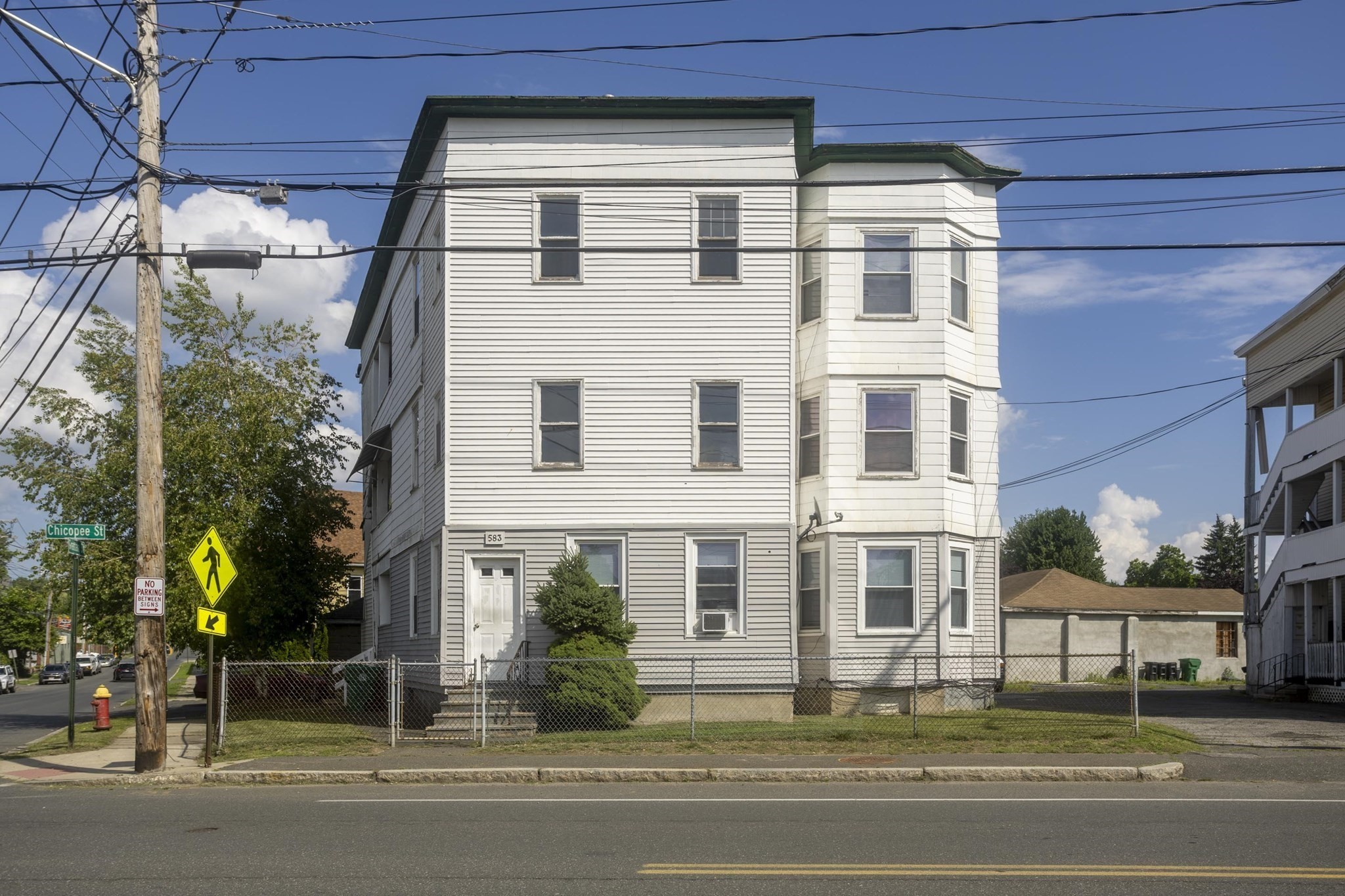 583 Chicopee St Property Photo 1