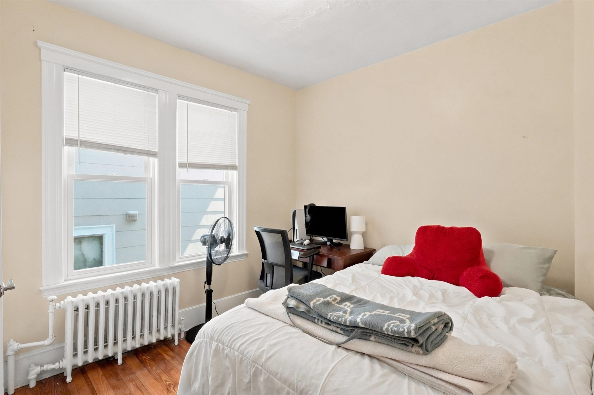 17 Dow St Property Photo 9