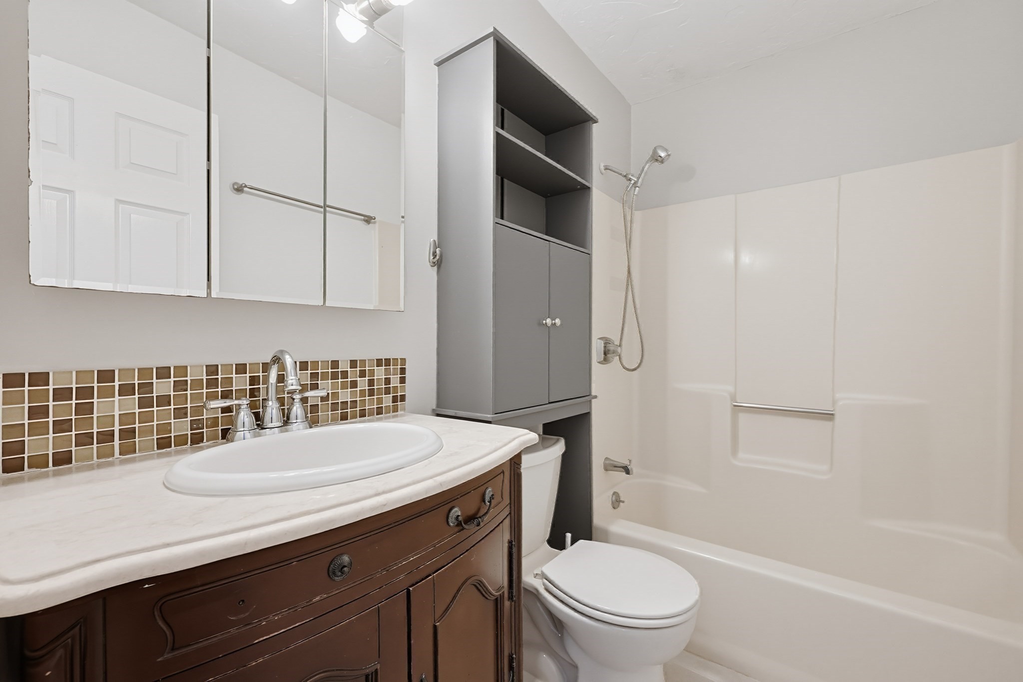 425 Main Street # 9d Property Photo 18