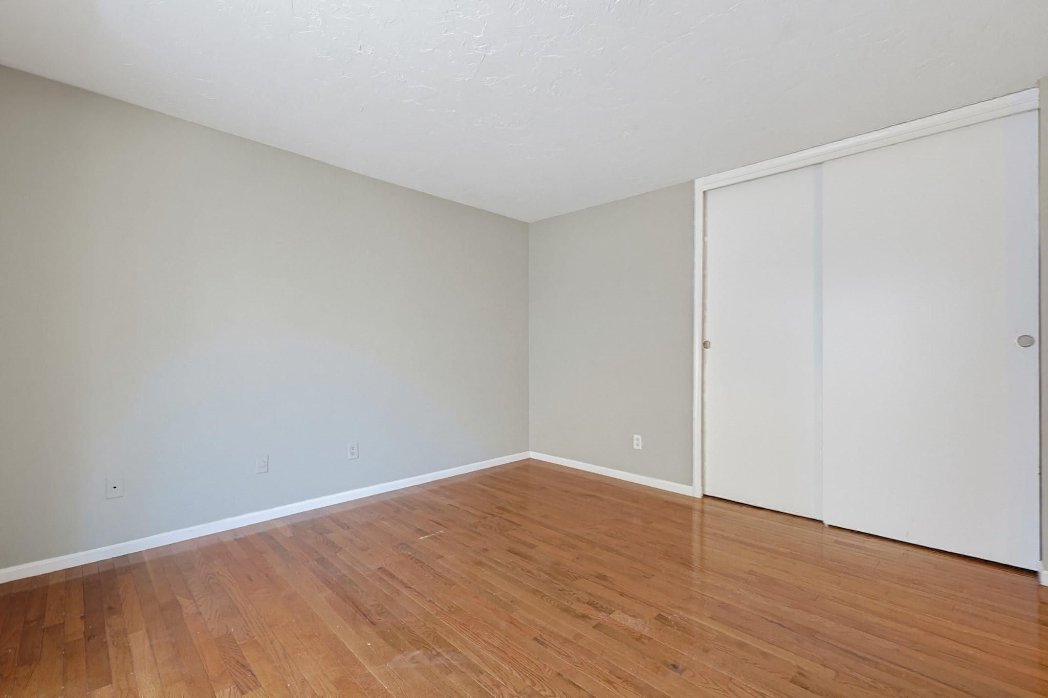 425 Main Street # 9d Property Photo 22
