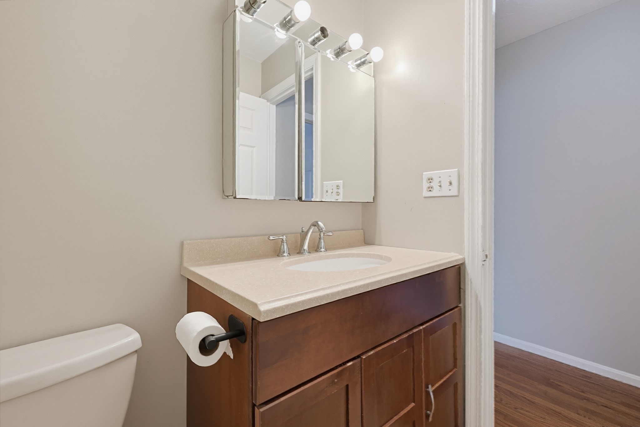 425 Main Street # 9d Property Photo 24