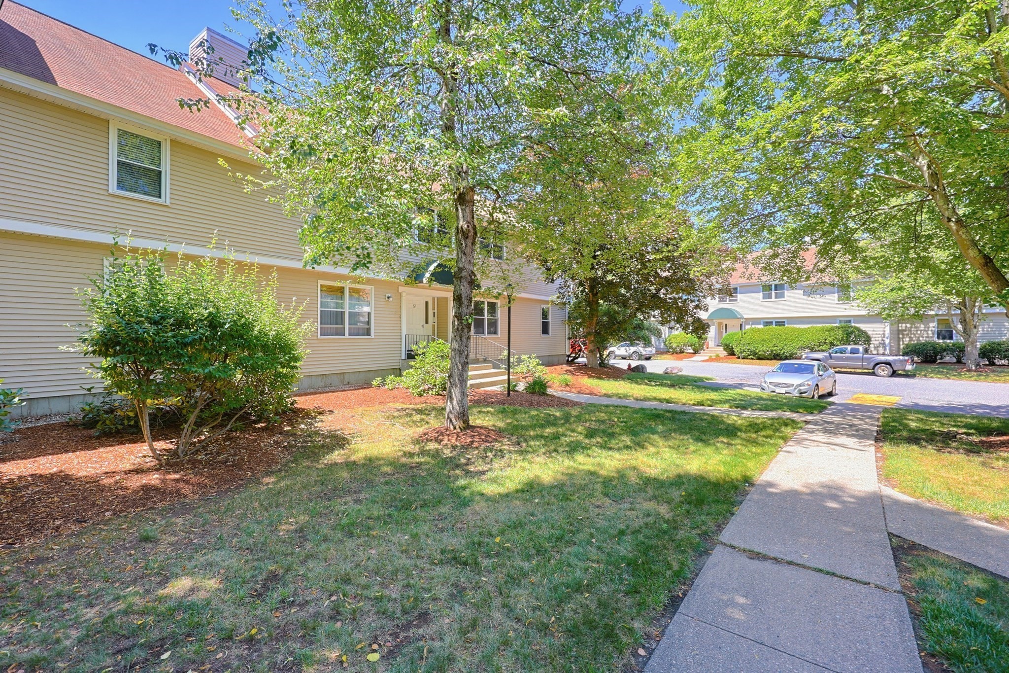 425 Main Street # 9d Property Photo 40