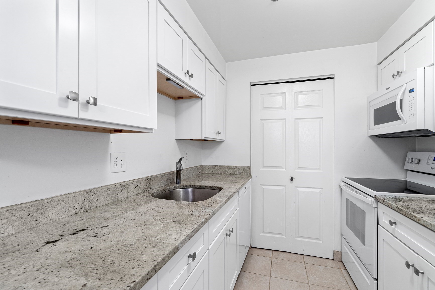 357 Commercial Street # 418 Property Photo 4