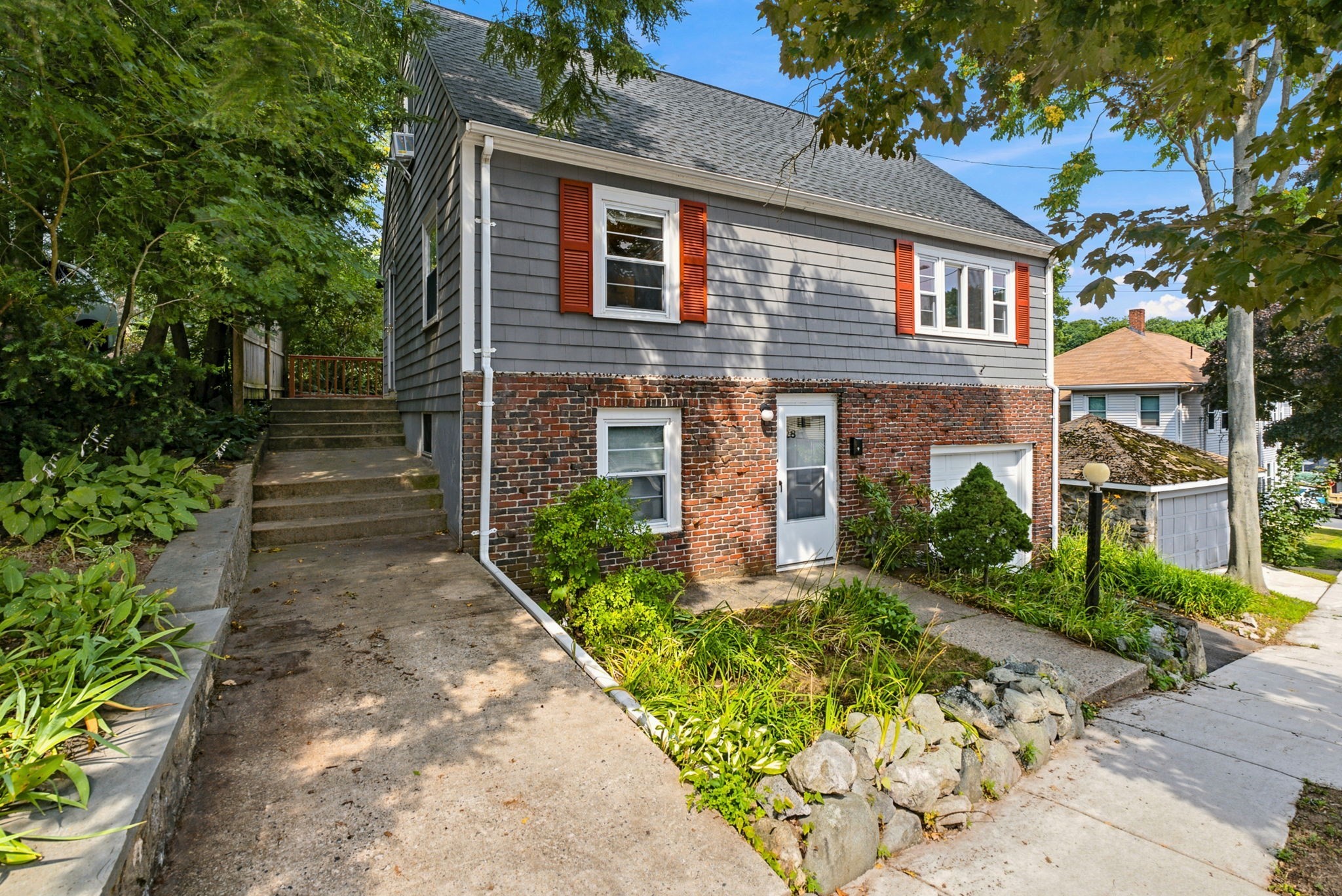 28 Preston St Property Photo 1