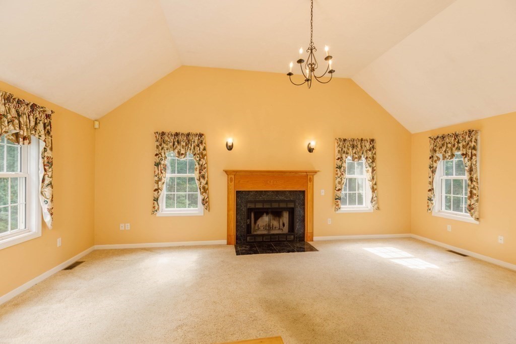 26 Cushing Lane Property Photo 5
