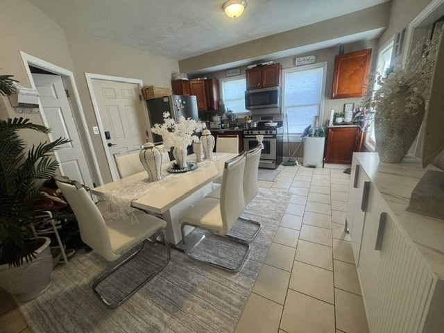 18 Taylor Ave Property Photo 1