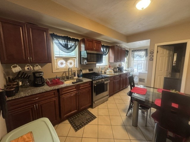 18 Taylor Ave Property Photo 8