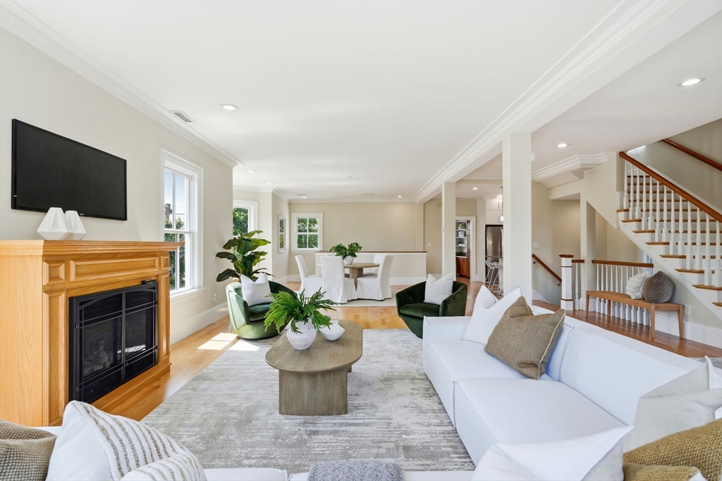 130 Mount Auburn St # 130 Property Photo 6