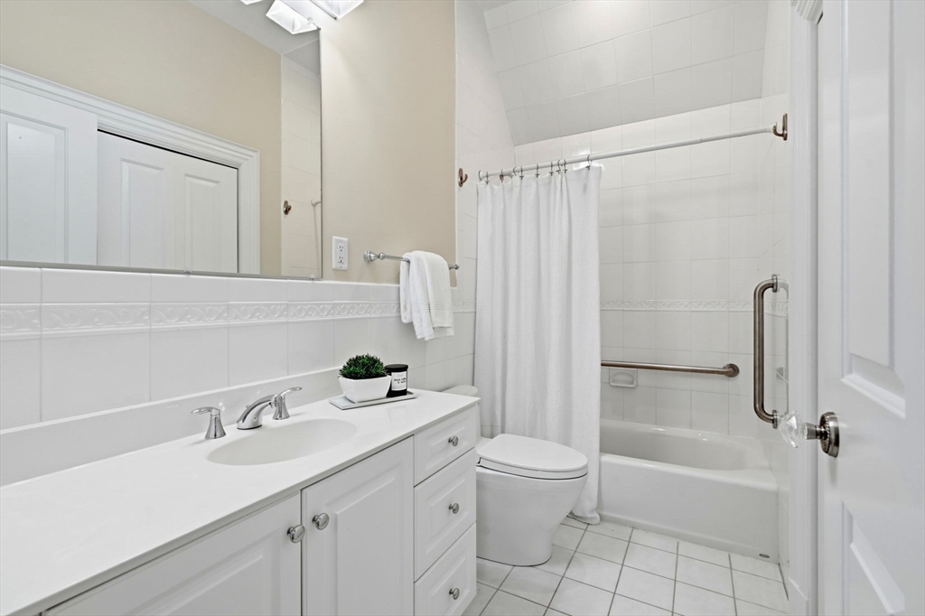 130 Mount Auburn St # 130 Property Photo 24
