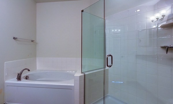 1008 Bradish Ln # 1008 Property Photo 16