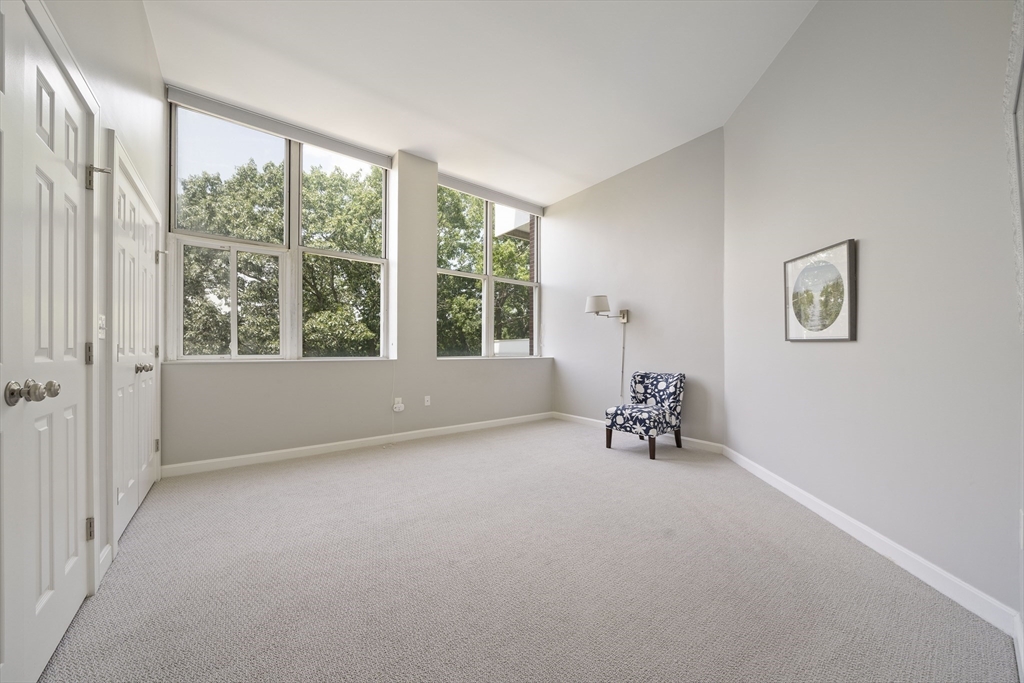 100 Parks St # 18 Property Photo 19