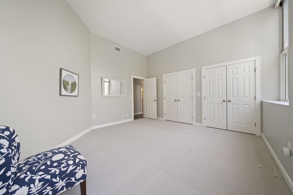 100 Parks St # 18 Property Photo 20