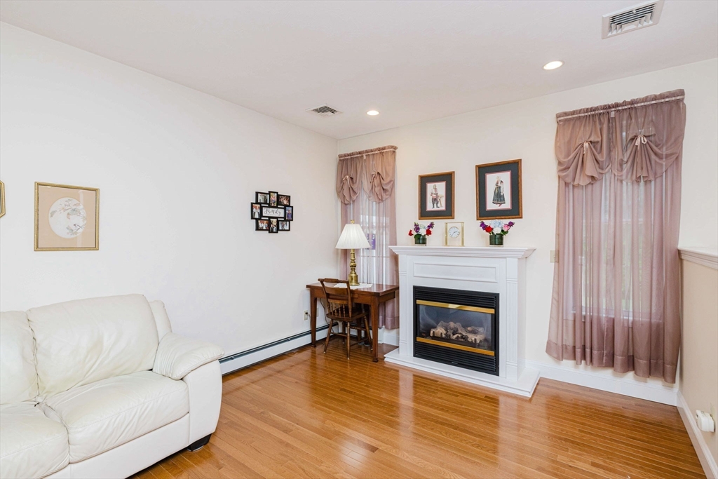 21 Sycamore Dr # 21 Property Photo 15