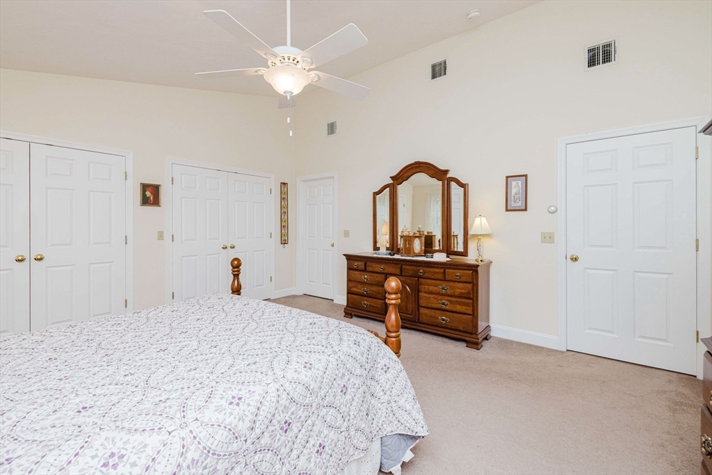 21 Sycamore Dr # 21 Property Photo 22