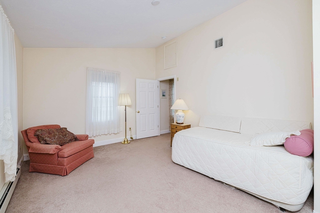 21 Sycamore Dr # 21 Property Photo 26