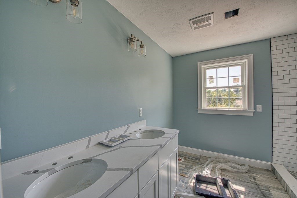 121 John Scott Boulevard Property Photo 19
