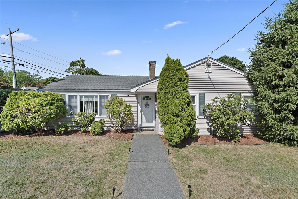 6 Bell Rd Property Photo 2