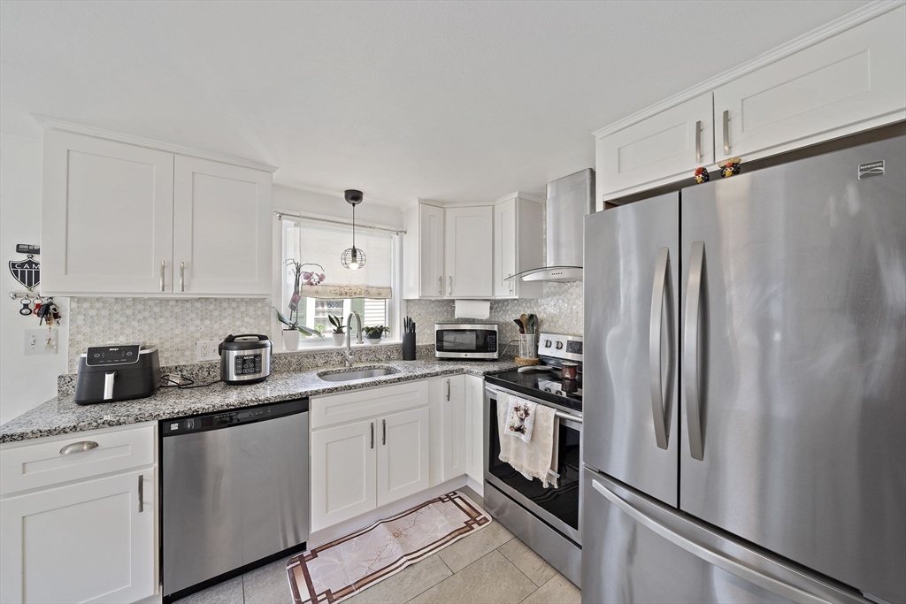 6 Bell Rd Property Photo 9