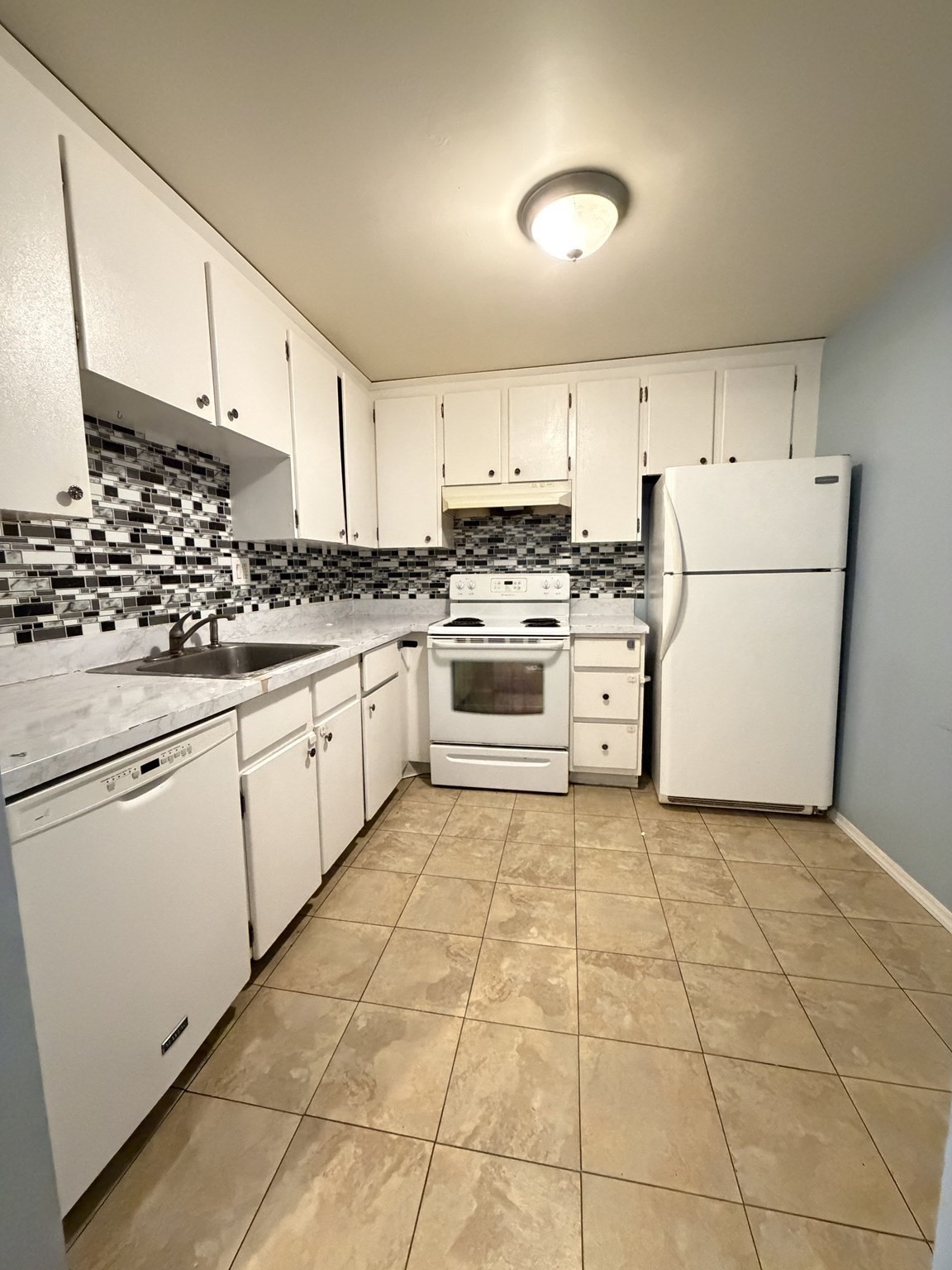 1321 Worcester Road # 303 Property Photo 8