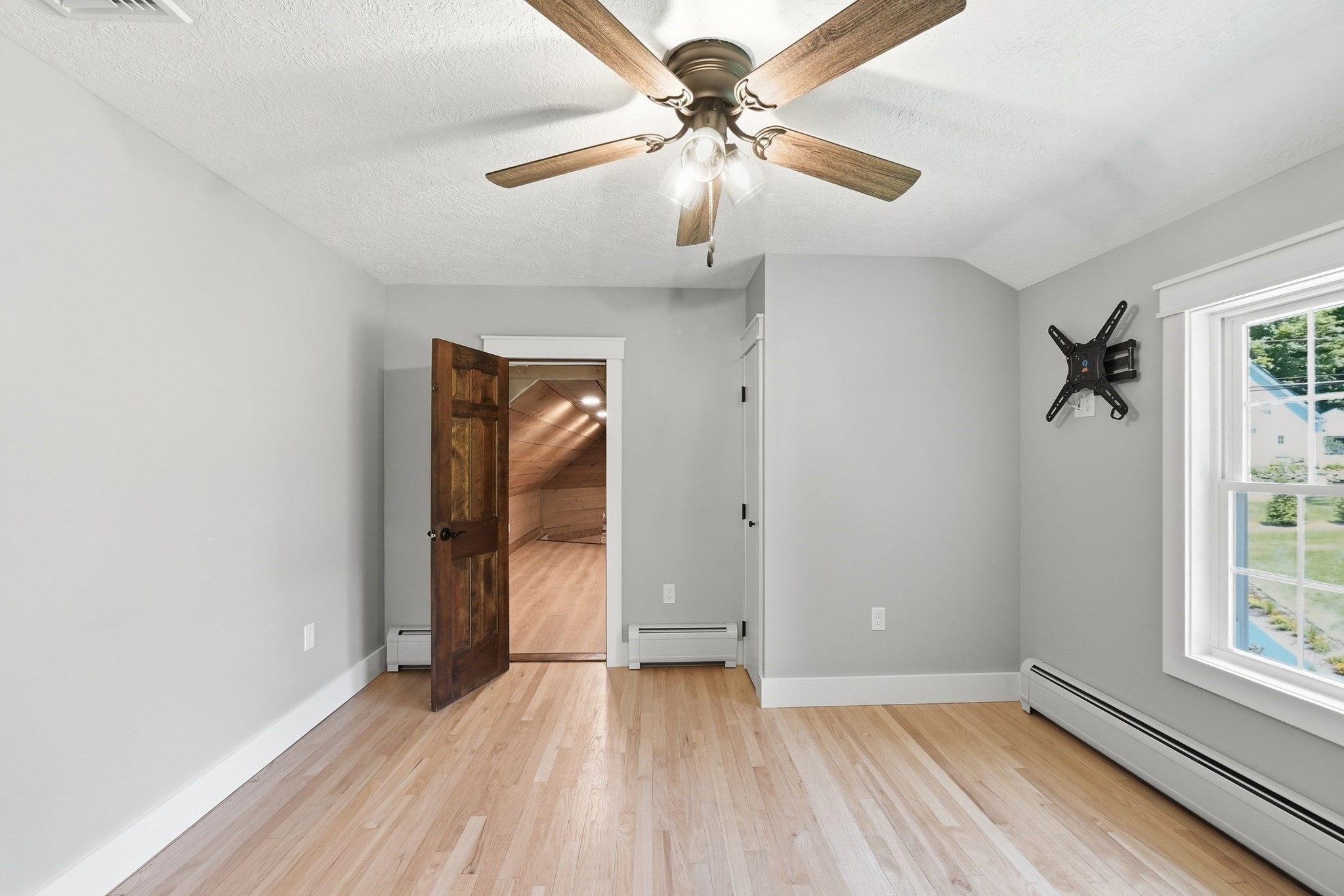2 Meeting House Ln Property Photo 32