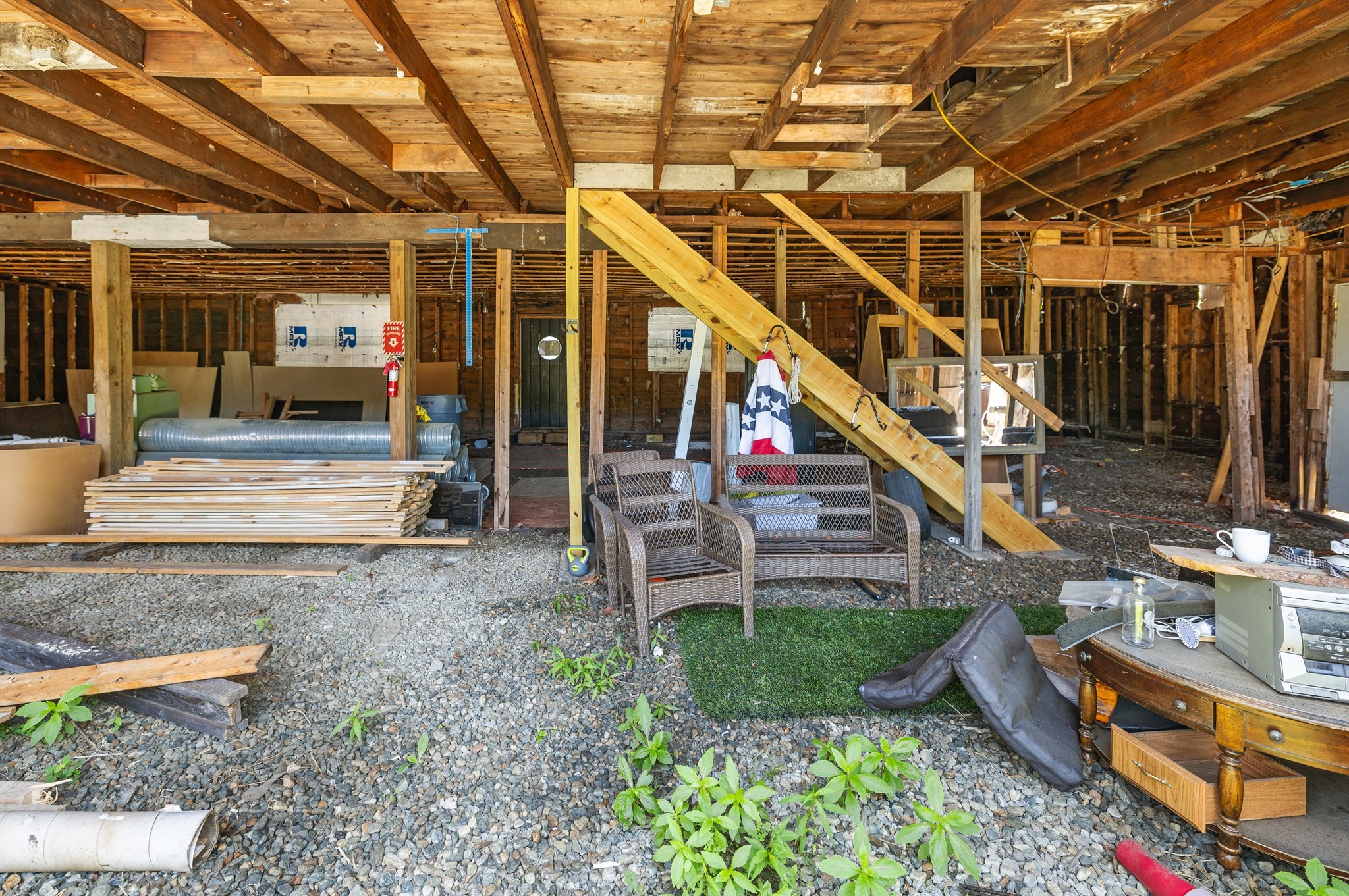 440 Boston Rd Property Photo 8