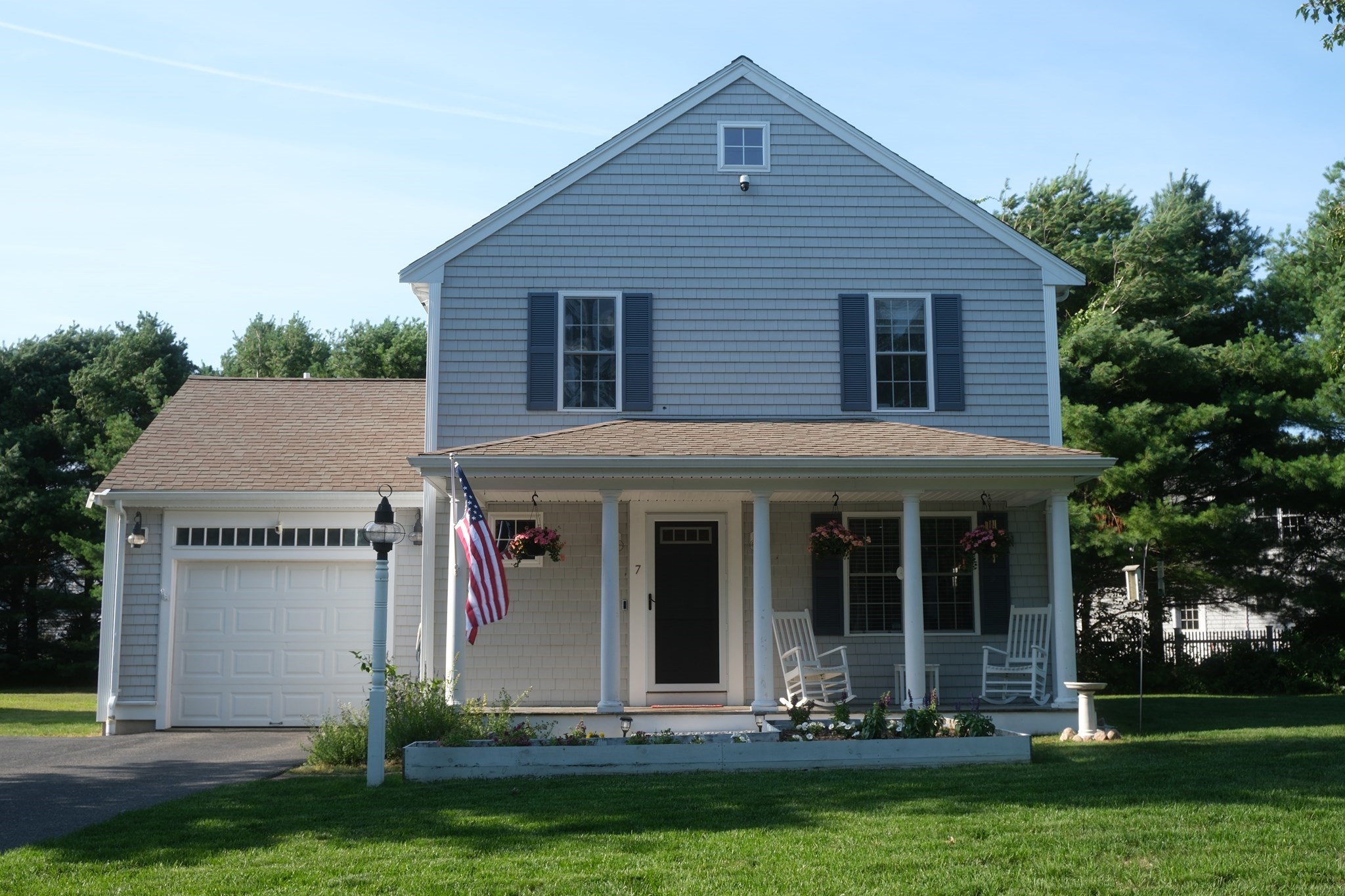 7 Bluestone Ter Property Photo 1