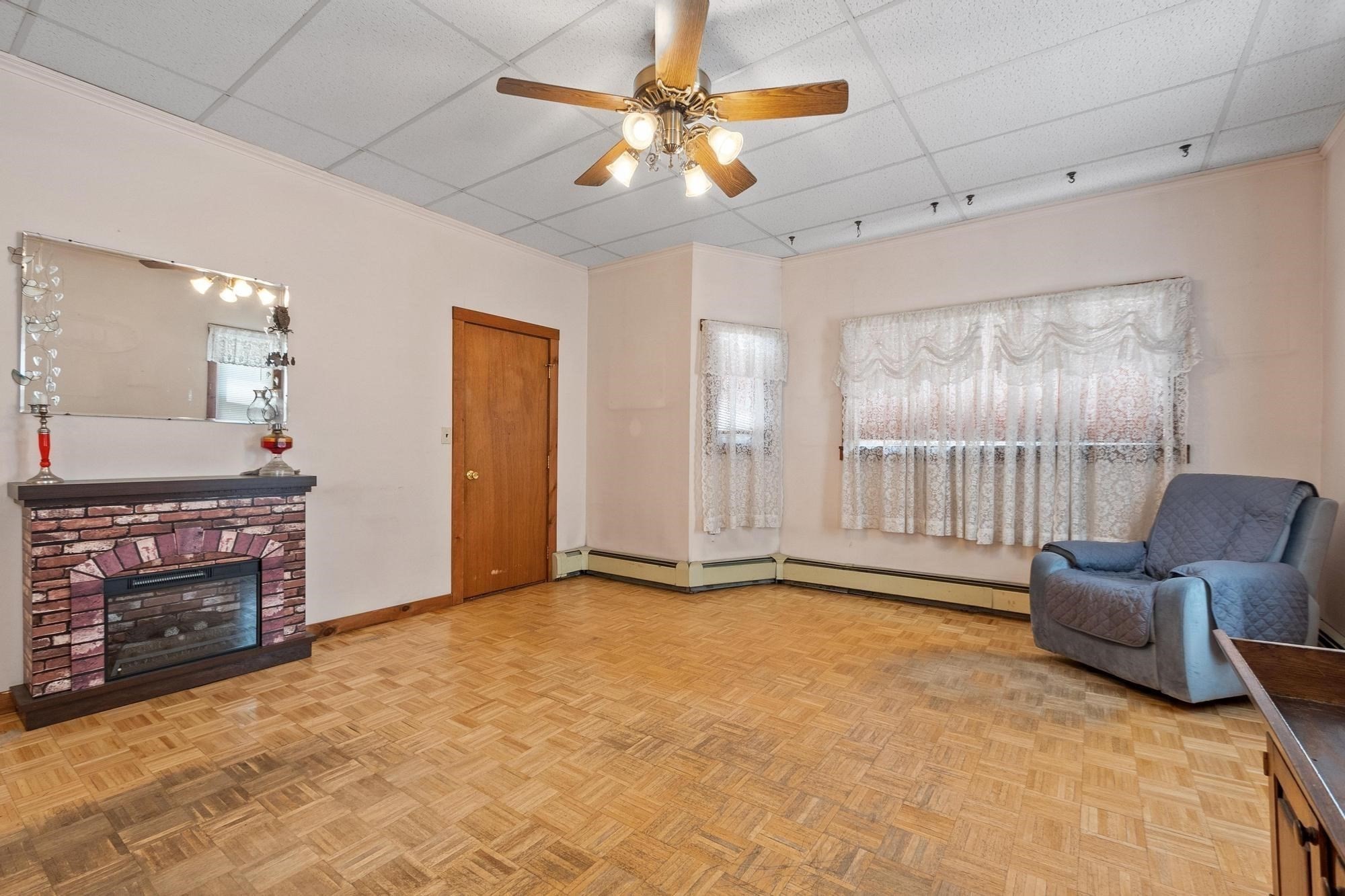 50 Exchange St Property Photo 6