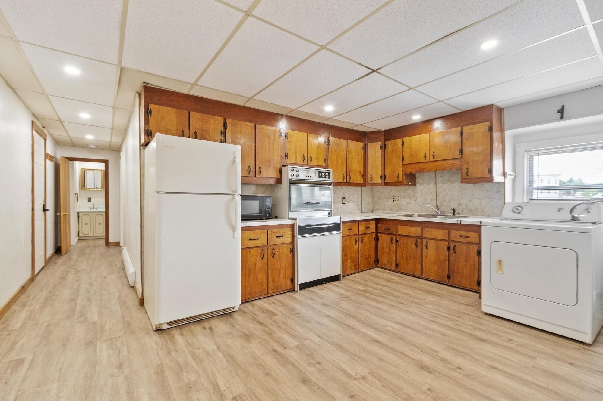50 Exchange St Property Photo 15