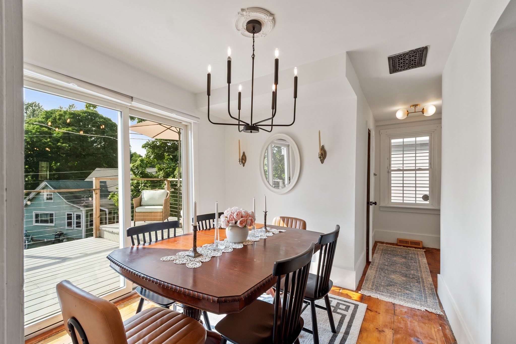 36 Pleasant St Property Photo 10