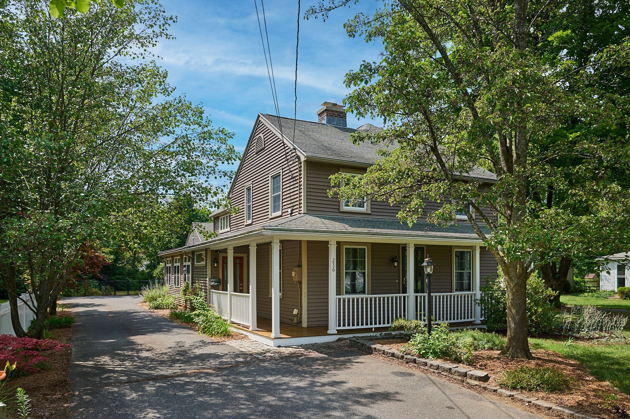 236 N. Maple St. Property Photo 1