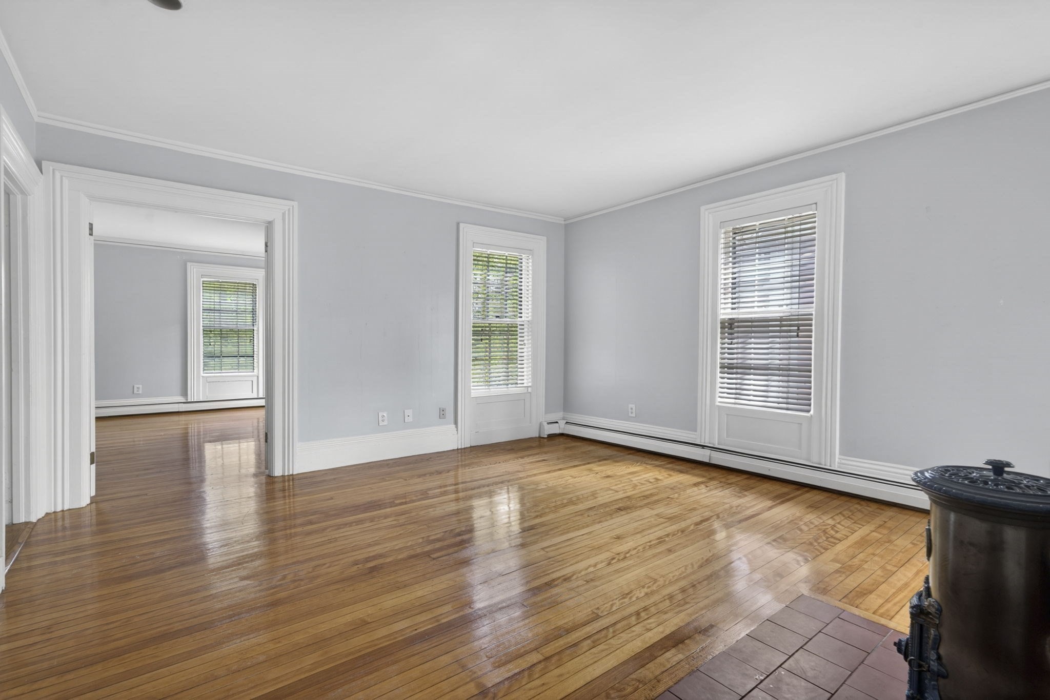 12 Crown St. Property Photo 19