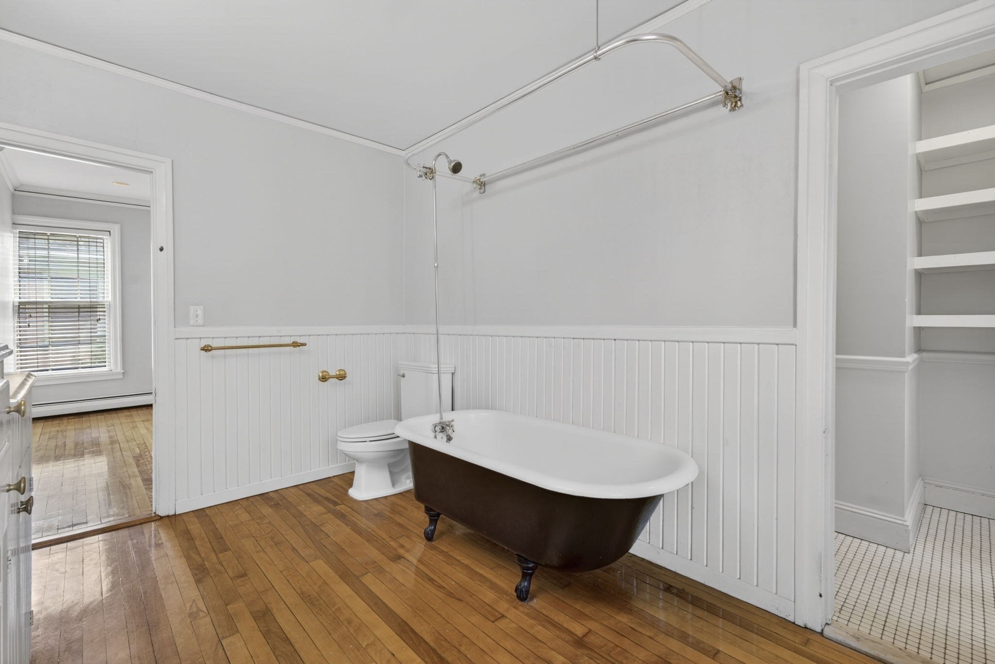 12 Crown St. Property Photo 23