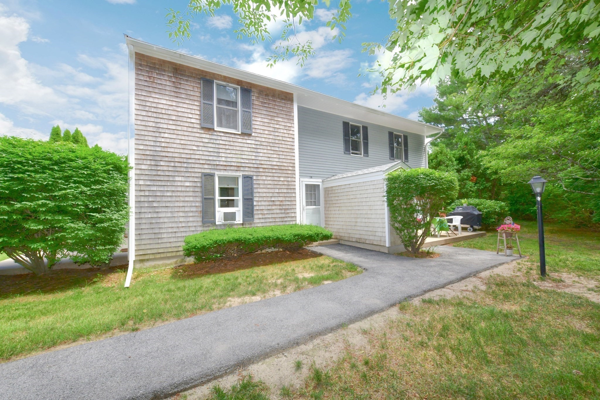 3 Village Green Dr # 3b Property Photo 4