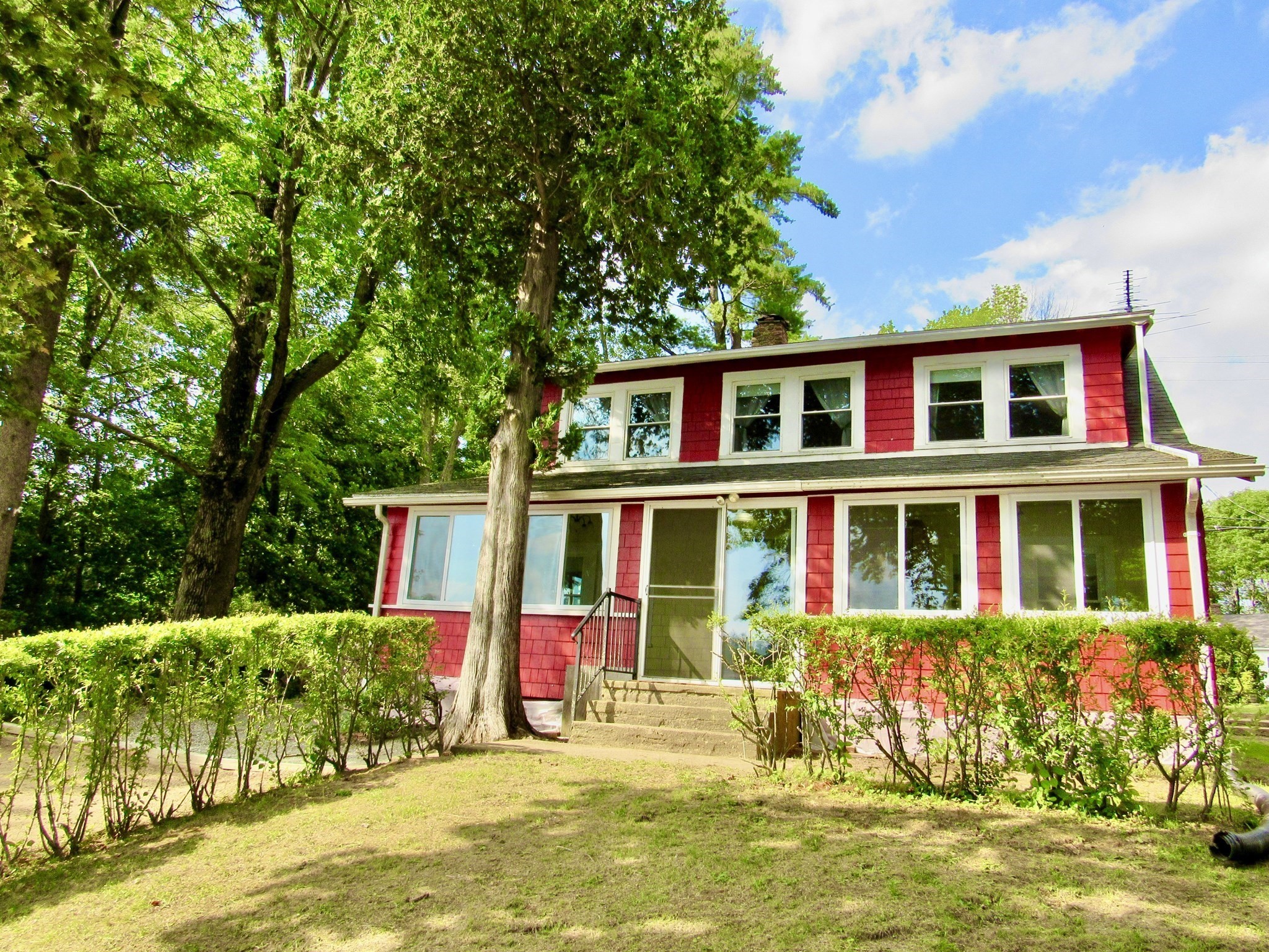 8 Union Rd Property Photo 2