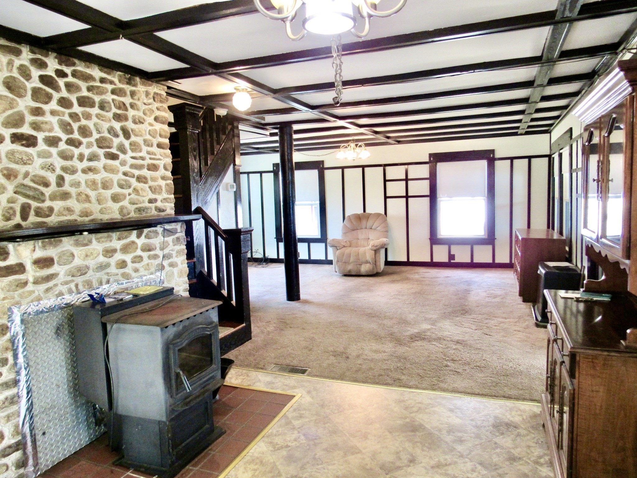8 Union Rd Property Photo 7