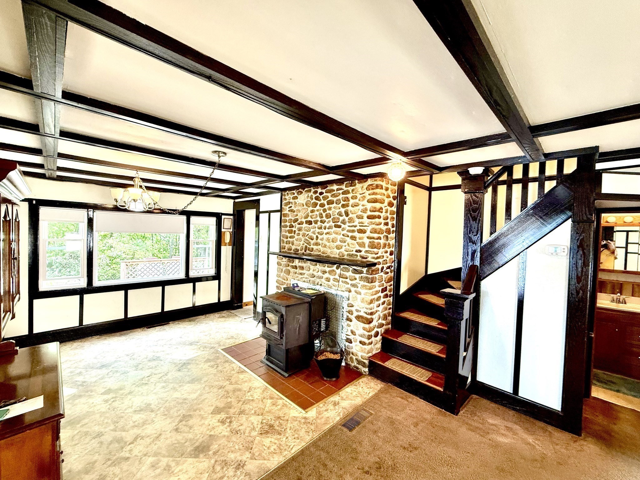 8 Union Rd Property Photo 8